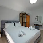 Sunny Hotel 3*