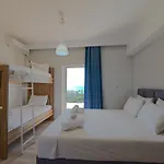 Sunny Saranda