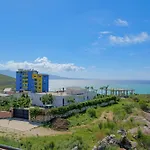 Sunny Saranda